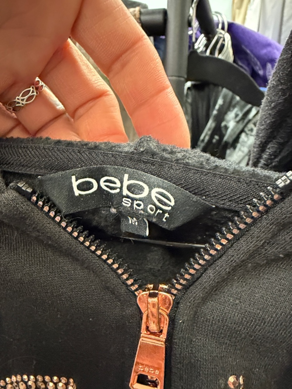 Tops - Picture 3 of 4